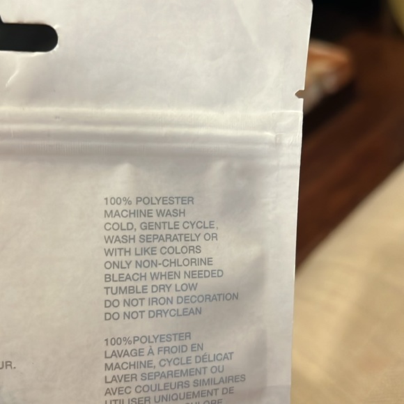 Disneyland Mickey Mouse Cloth Face Mask - Picture 5 of 5